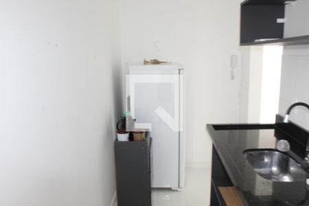 Cozinha de apartamento para alugar com 2 quartos, 45m² em Bairro Jardim Nossa Senhora das Graças, Cotia