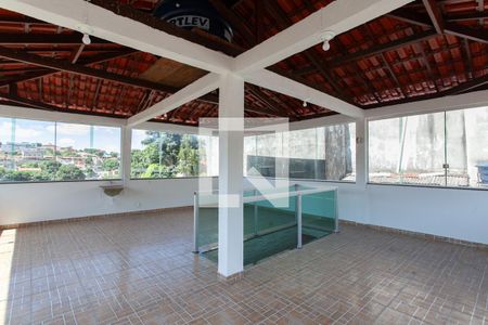Casa para alugar com 122m², 2 quartos e 1 vagaTerraço