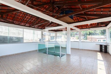 Casa para alugar com 122m², 2 quartos e 1 vagaTerraço