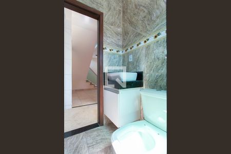 Casa para alugar com 122m², 2 quartos e 1 vagaBanheiro