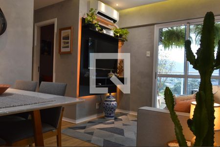 Sala  de apartamento para alugar com 2 quartos, 60m² em Taquara, Rio de Janeiro