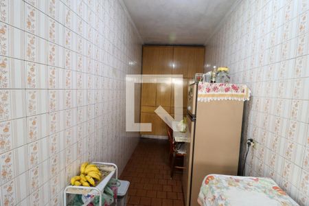 Casa à venda com 200m², 4 quartos e 2 vagasCozinha e Área de Serviço