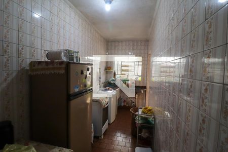 Casa à venda com 200m², 4 quartos e 2 vagasCozinha e Área de Serviço