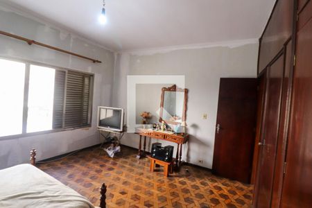 Casa à venda com 200m², 4 quartos e 2 vagasQuarto Suíte