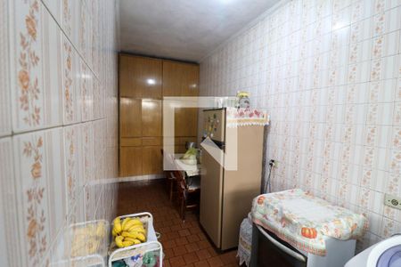Casa à venda com 200m², 4 quartos e 2 vagasCozinha e Área de Serviço