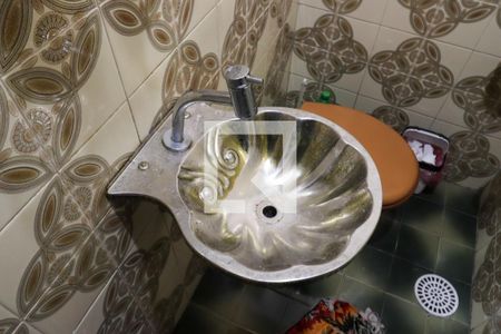 Casa à venda com 200m², 4 quartos e 2 vagasLavabo