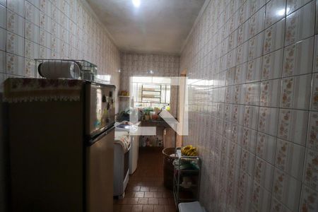 Casa à venda com 200m², 4 quartos e 2 vagasCozinha e Área de Serviço