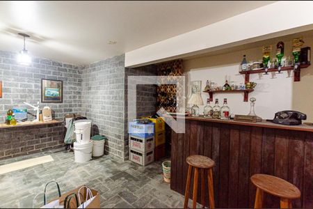 adega de casa de condomínio à venda com 5 quartos, 450m² em Sapê, Niterói