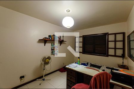 Casa de condomínio à venda com 450m², 5 quartos e 2 vagas Casa de condomínio à venda com 450m², 5 quartos e 2 vagasQuarto 2