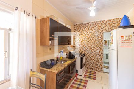 Casa para alugar com 60m², 1 quarto e sem vaga Casa para alugar com 60m², 1 quarto e sem vagaCozinha