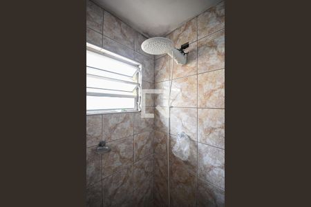 Casa para alugar com 200m², 3 quartos e 2 vagasChuveiro do banheiro 2