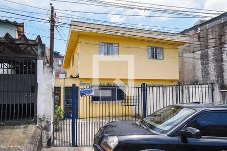 Casa para alugar com 200m², 3 quartos e 2 vagasFachada