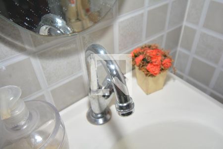 Casa à venda com 217m², 4 quartos e 2 vagasBanheiro da Suíte - Torneira