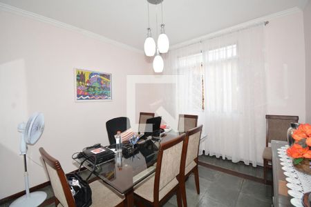 Casa à venda com 217m², 4 quartos e 2 vagasSala de Jantar