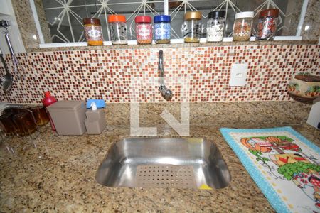 Casa à venda com 217m², 4 quartos e 2 vagasCozinha