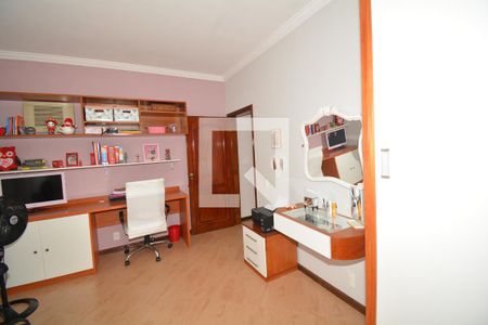 Casa à venda com 217m², 4 quartos e 2 vagasQuarto 2 do Segundo Piso