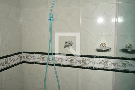 Casa à venda com 217m², 4 quartos e 2 vagasBanheiro Social do Primeiro Piso