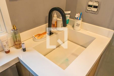 Apartamento à venda com 70m², 2 quartos e 2 vagasBanheiro da Suíte 1