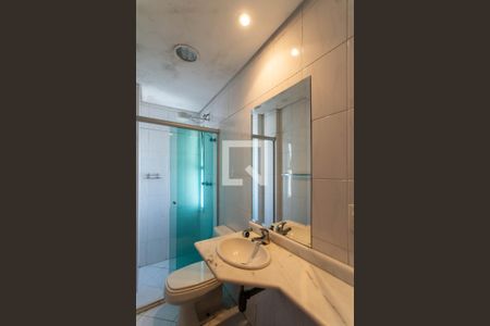 Apartamento à venda com 80m², 3 quartos e 2 vagasBanheiro Corredor