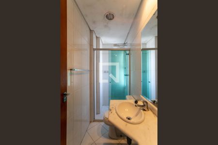 Apartamento à venda com 80m², 3 quartos e 2 vagasBanheiro Corredor