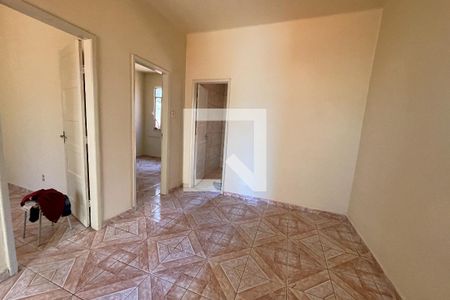 Sala de casa para alugar com 2 quartos, 70m² em Vila Flávia, Duque de Caxias