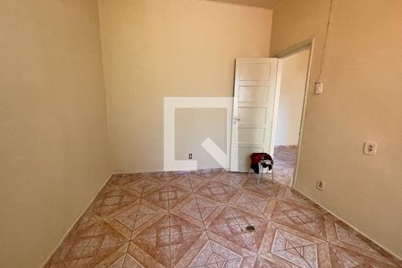 Quarto de casa para alugar com 2 quartos, 70m² em Vila Flávia, Duque de Caxias