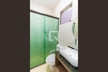 Casa à venda com 100m², 3 quartos e 1 vagaBanheiro Corredor