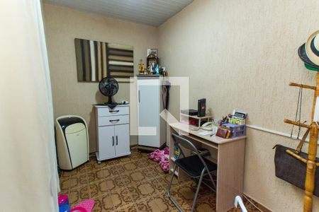 Casa à venda com 156m², 3 quartos e 1 vaga Casa à venda com 156m², 3 quartos e 1 vagaEscritório