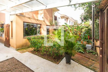 Casa à venda com 200m², 3 quartos e 2 vagasGaragem