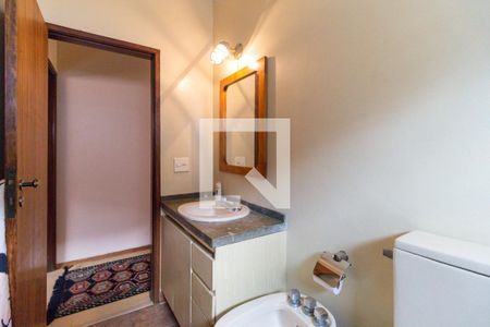 Casa à venda com 200m², 3 quartos e 2 vagasBanheiro