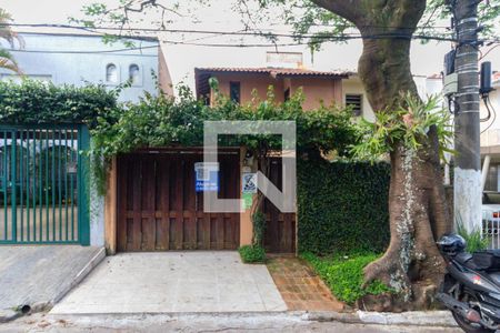 Casa à venda com 200m², 3 quartos e 2 vagasFachada