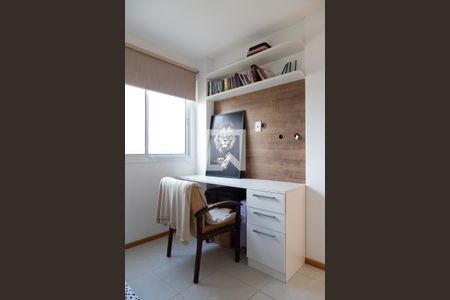 Apartamento à venda com 137m², 3 quartos e 2 vagasQuarto 2