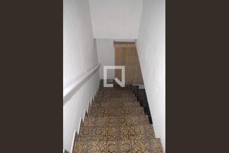 Casa à venda com 150m², 2 quartos e 1 vagaEscada