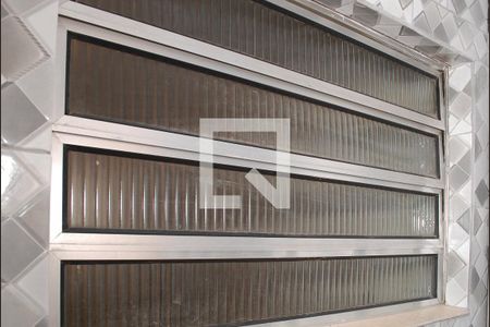 Casa à venda com 150m², 2 quartos e 1 vagaBanheiro 2