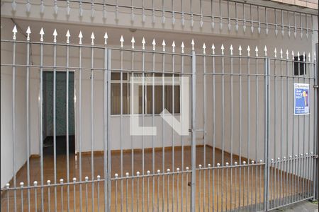 Casa à venda com 150m², 2 quartos e 1 vagaFachada