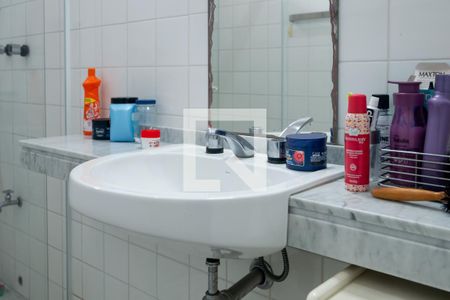 Casa à venda com 310m², 4 quartos e 3 vagasBanheiro Quarto 3 - Suíte