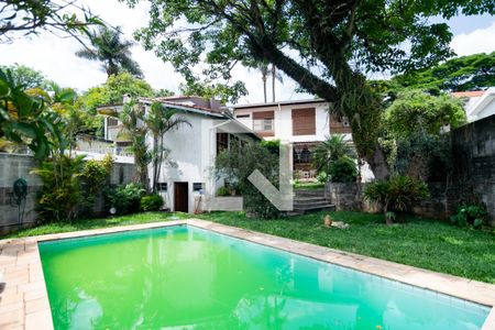 Casa à venda com 310m², 4 quartos e 3 vagasÁrea Externa Piscina