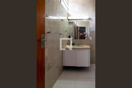 Casa à venda com 310m², 4 quartos e 3 vagasBanheiro