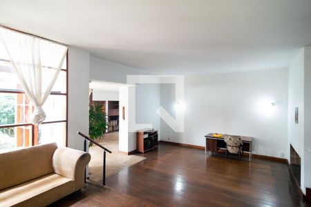 Sala de casa à venda com 4 quartos, 310m² em Brooklin, São Paulo