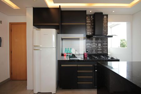 Sala e Cozinha de apartamento à venda com 2 quartos, 60m² em Mantiqueira, Belo Horizonte
