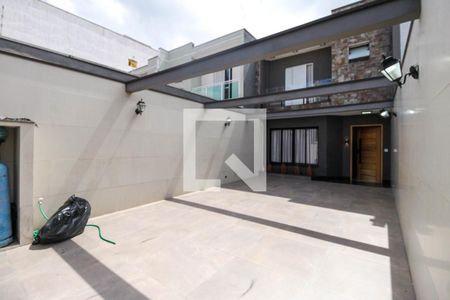 Casa à venda com 243m², 3 quartos e 4 vagas Casa à venda com 243m², 3 quartos e 4 vagasGaragem