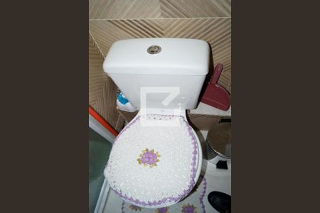 Apartamento à venda com 35m², 2 quartos e sem vaga Apartamento à venda com 35m², 2 quartos e sem vagaBanheiro