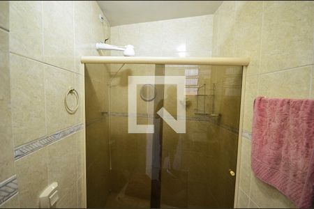 Casa à venda com 240m², 4 quartos e 1 vaga Casa à venda com 240m², 4 quartos e 1 vagaBanheiro Social