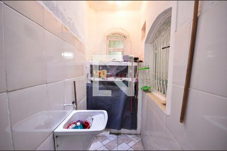 Casa à venda com 240m², 4 quartos e 1 vaga Casa à venda com 240m², 4 quartos e 1 vagaÁrea de Serviço