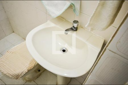 Casa à venda com 240m², 4 quartos e 1 vaga Casa à venda com 240m², 4 quartos e 1 vagaBanheiro da Suíte 2