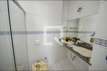 Casa à venda com 240m², 4 quartos e 1 vaga Casa à venda com 240m², 4 quartos e 1 vagaBanheiro da Suíte 1