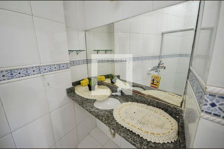 Casa à venda com 240m², 4 quartos e 1 vaga Casa à venda com 240m², 4 quartos e 1 vagaBanheiro da Suíte 1