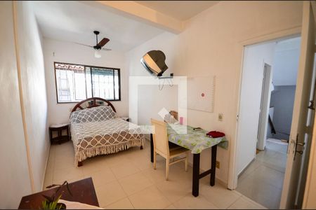 Casa à venda com 240m², 4 quartos e 1 vaga Casa à venda com 240m², 4 quartos e 1 vagaQuarto 2