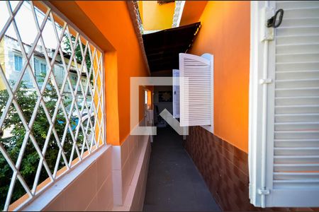 Casa à venda com 240m², 4 quartos e 1 vaga Casa à venda com 240m², 4 quartos e 1 vagaÁrea externa