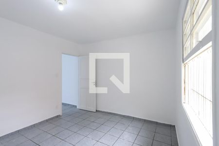 Quarto 1 de casa para alugar com 2 quartos, 80m² em Vila Paulicéia, São Paulo